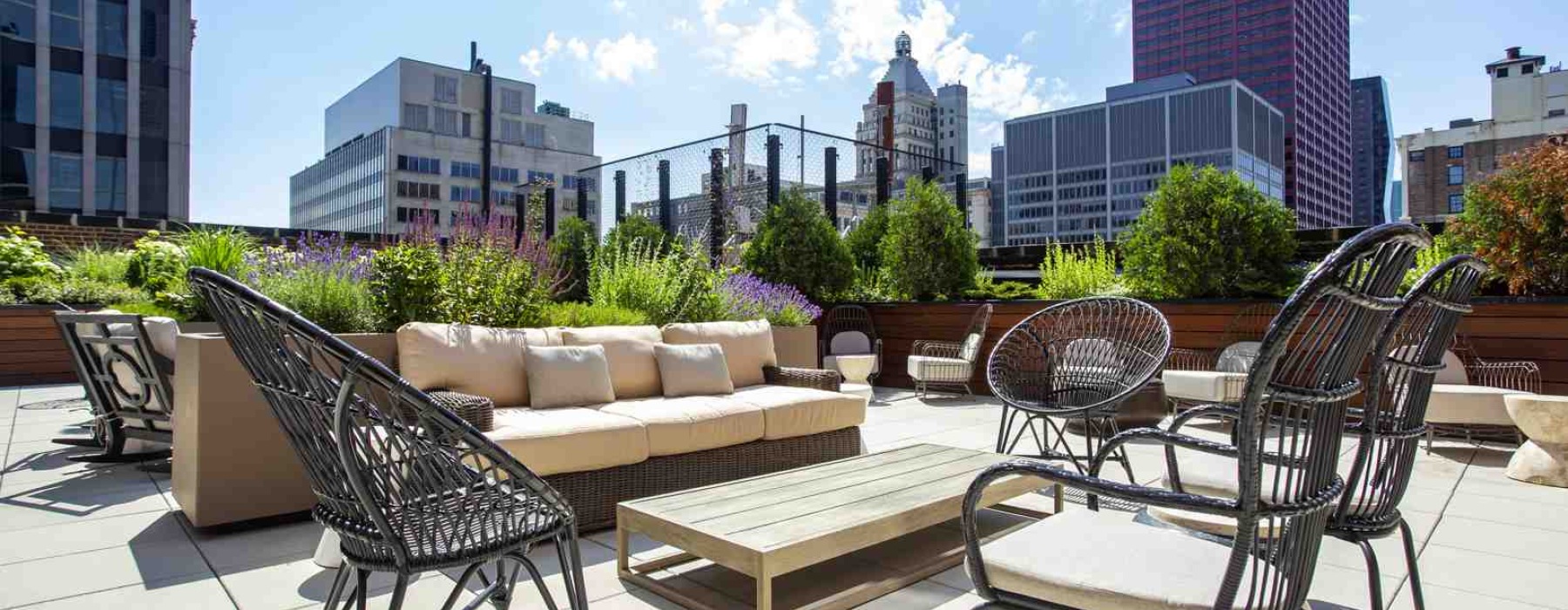 Premium apartments near Chicago nightlife destinations