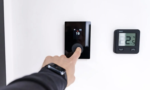 apartments with smart thermostats