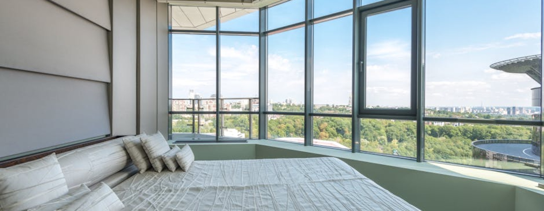 Chicago luxury apartment view - luxury living in chicago