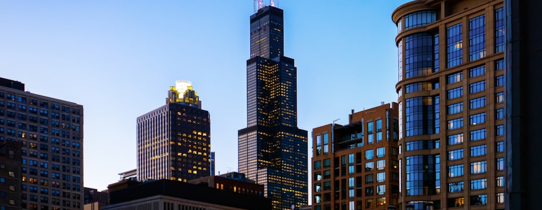 studio apartments Chicago