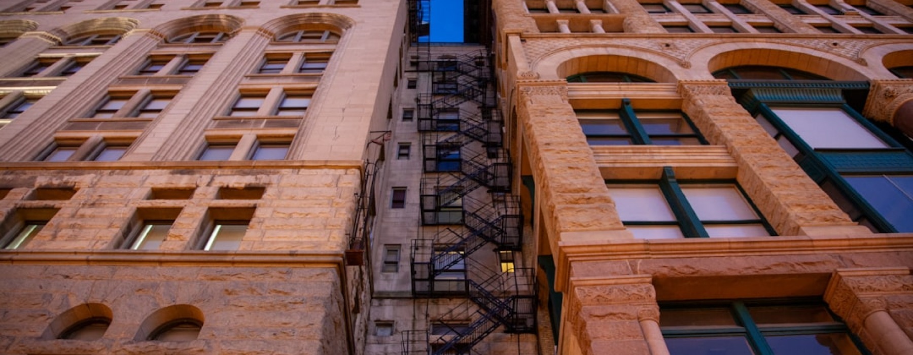 apartment buildings in old town chicago - apartment buildings in old town chicago