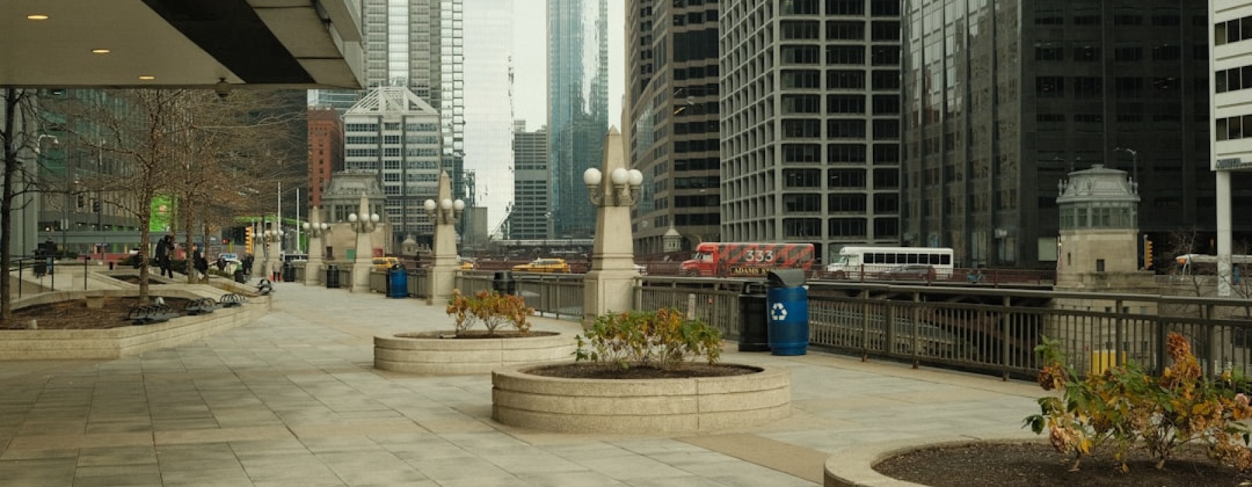 Chicago Riverwalk patio seating overlooking the water